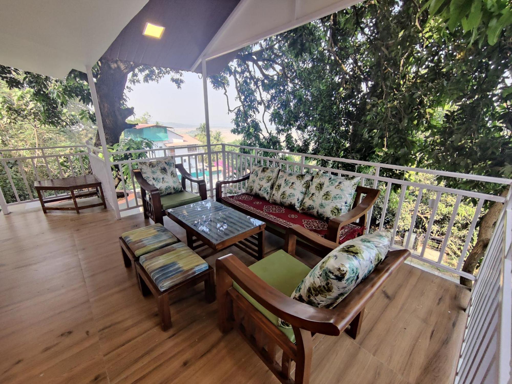 Whitehouse Homestay By Oxystays Hospitality Alībāg Exteriér fotografie