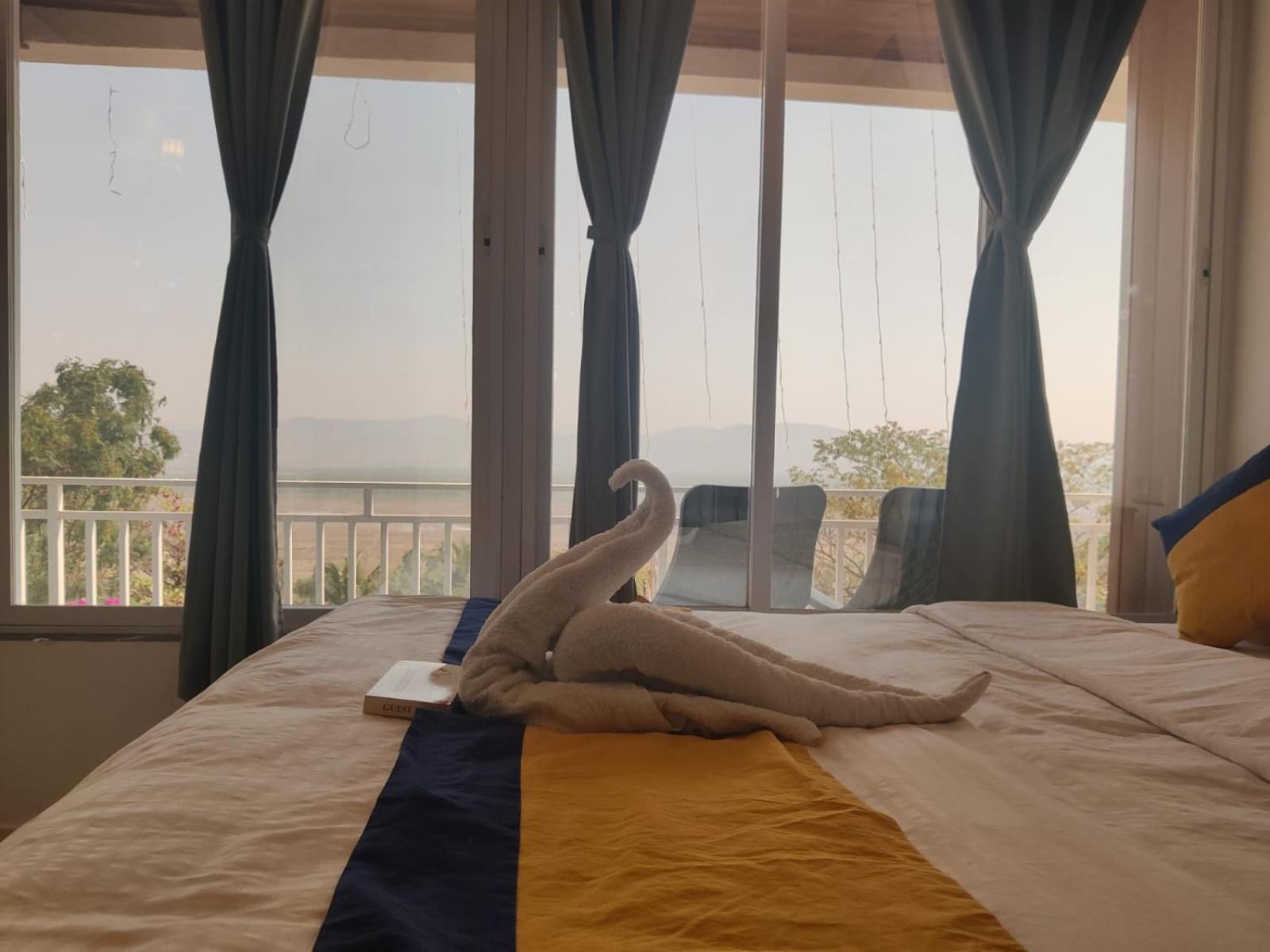 Whitehouse Homestay By Oxystays Hospitality Alībāg Exteriér fotografie